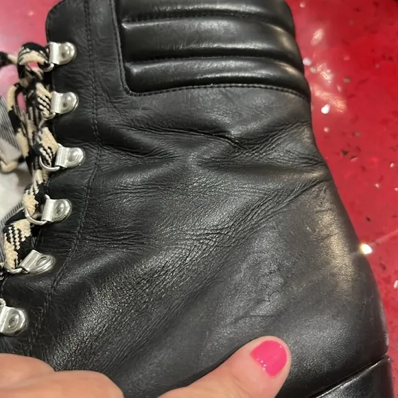 EUC ZARA LEATHER HIKING STYLE HEELED ANKLE BOOTS 2106/001