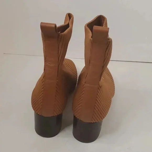 Everlane Glove Boot ReKnit Boots 8