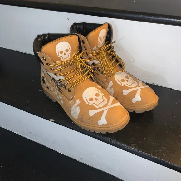 Fashionable boots