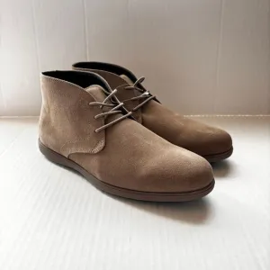Fibonacci Men's Designer Suede‎ Desert Chukka Boots Casual Taupe Leather NEW!