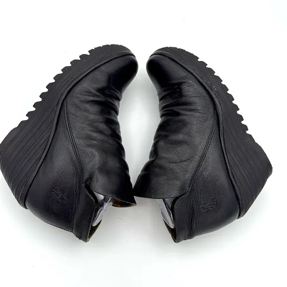 Fly London - women’s Yip Black Leather Wedge Ankle Boots heeled bootie 7.5 / 8