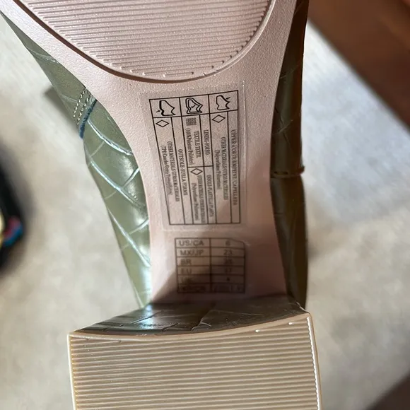 Forever 21 Faux Croc Knee-High Boots NWOT