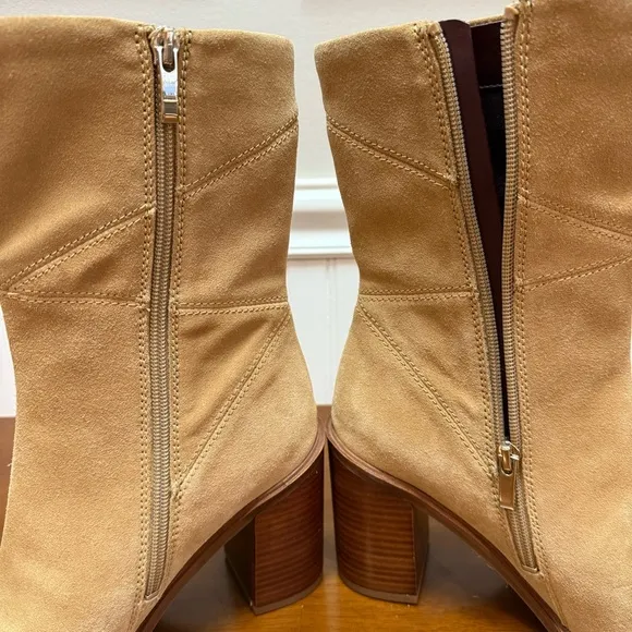 Franco Sarto Tan Suede Stevie Boots- size 8