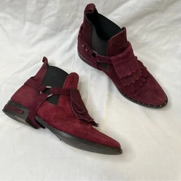 Freda Salvador Burgundy Suede Fringe Chelsea Western Buckle Ankle Boots size 7