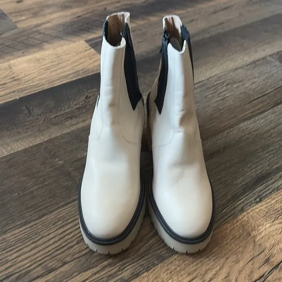 Free People James  Chelsea Chunky Heel Boot White / Cream Womens EU Size 41
