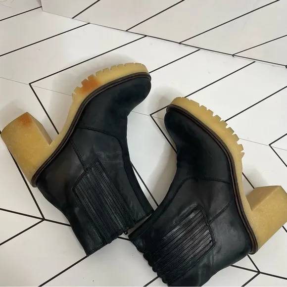 Free People | James Heeled Lug Sole Chelsea Boot Black Size 39
