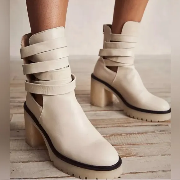 Free People Jesse cutout heeled Boots size 39. 8.5 us