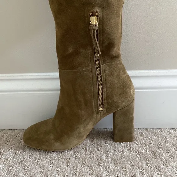 Free People “Liberty” suede over the knee boots 👢THESE BOOTS ARE 🔥