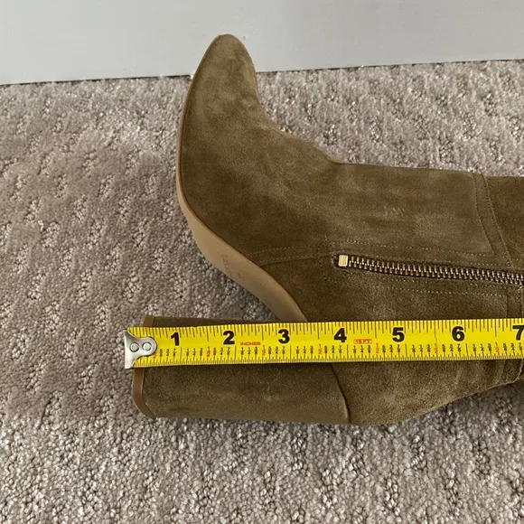 Free People “Liberty” suede over the knee boots 👢THESE BOOTS ARE 🔥