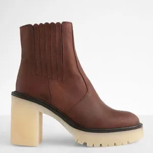 Free People NWOB Women's James Leather Chelsea Boots Brown Size 38.5