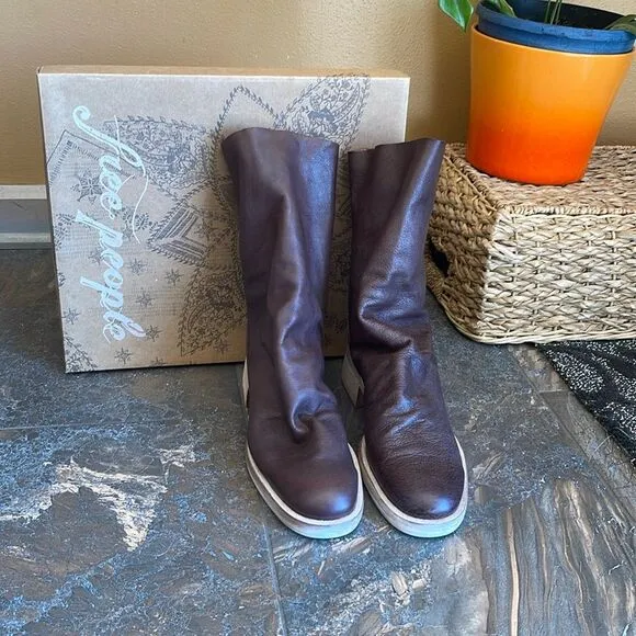 Free People Sutton Tight Slouch Boots size 7.5 size 38EU
