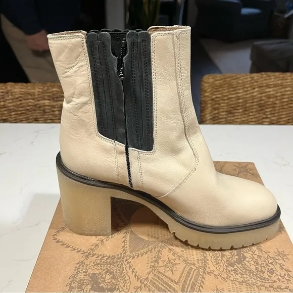 Free People White James Chunky Chelsea Boots 40