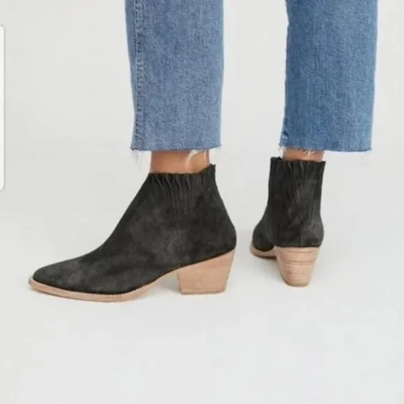 Free People x FarylRobin Trill Pointed Toe Ankle Boot in Black Size 8