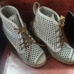 Freebird Benni Size 7