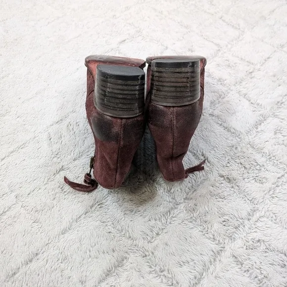 Freebird by Steven Boots Womens 8 Red Burgundy Ankle Booties Onyx Leather Suede