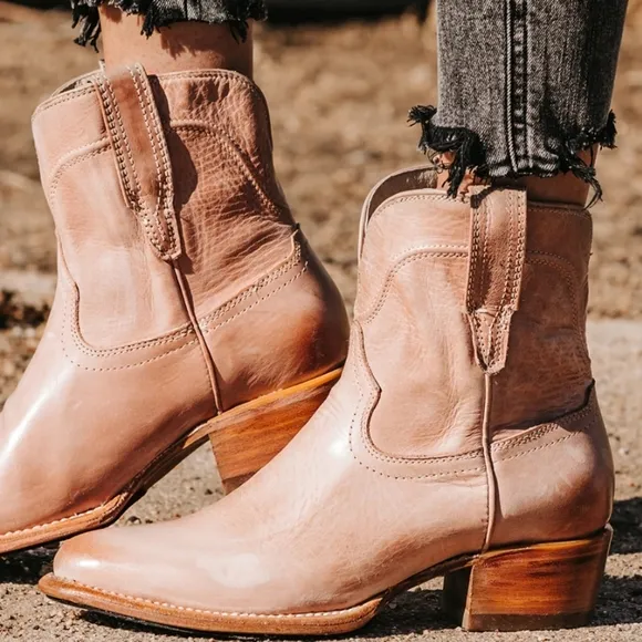 Freebird Zamora Western Ankle Boots Size 7 Tan Leather Cowboy Boots