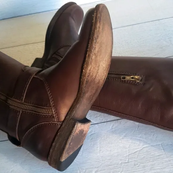 Frye 6 Phillip chocolat brown soft leather riding woman boots