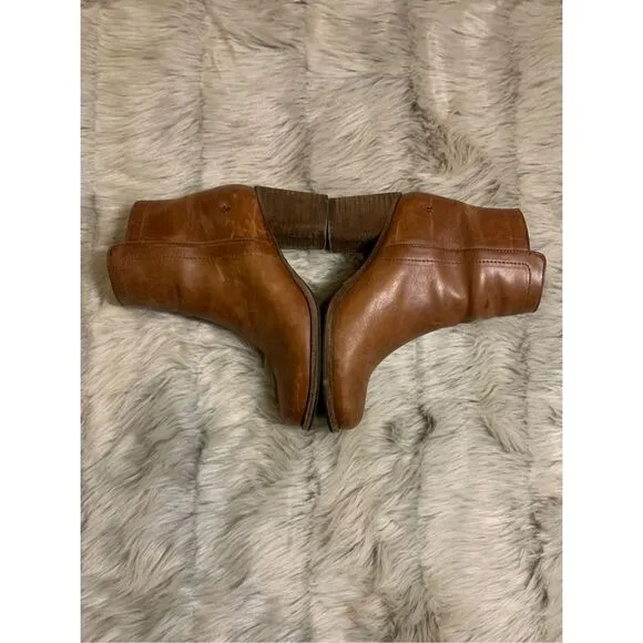 Frye Addie Leather Ankle Boots Size 6.5 B