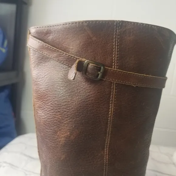 Frye Bonnie brown leather riding boots