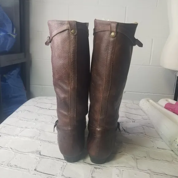 Frye Bonnie brown leather riding boots