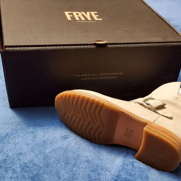 Frye Boots Veronica Bootie