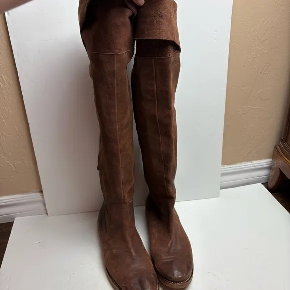 Frye Brown Knee-High Women's Boots Celia Soft Leather Flat Size 11