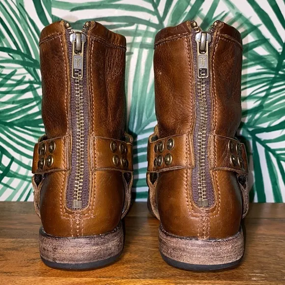 Frye Brown Leather Phillip Studded Harness Boots 76491 Women’s 6 B