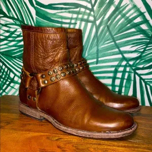 Frye Brown Leather Phillip Studded Harness Boots 76491 Women’s 6 B