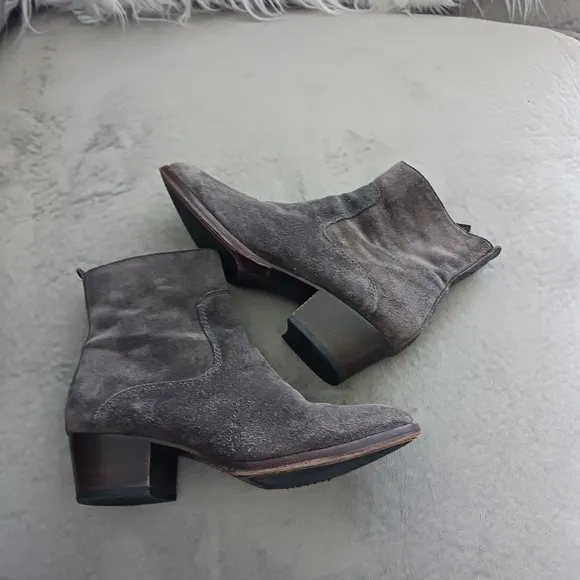 Frye dark gray suede leather ankle boots