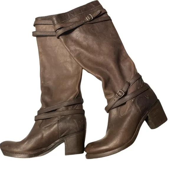 Frye Jane Strappy Riding Boot Size 6.5
