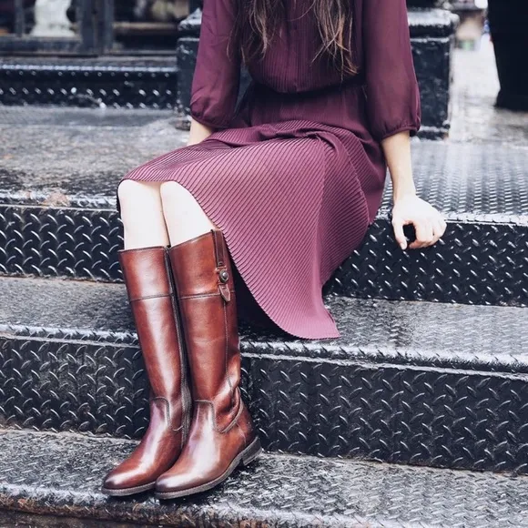 Frye Jayden Button Tall Boots Women’s Size 7 Redwood Leather