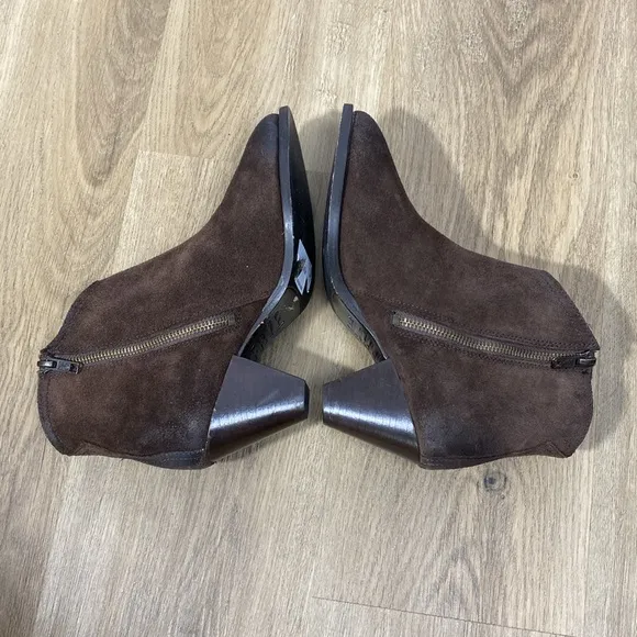 Frye June Western Shootie Brown Suede Ankle Boots size 7
