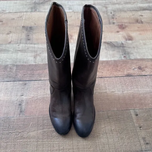 FRYE MELISSA Tall Western Riding Boots Brown Leather Silver Stud Knee High Sz 7