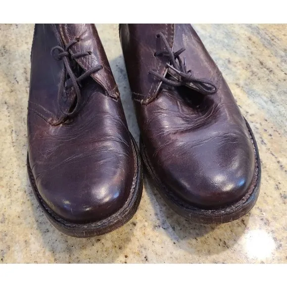 Frye  Men's 8.5D Brown Chukka Leather Lace up Boots Distressed