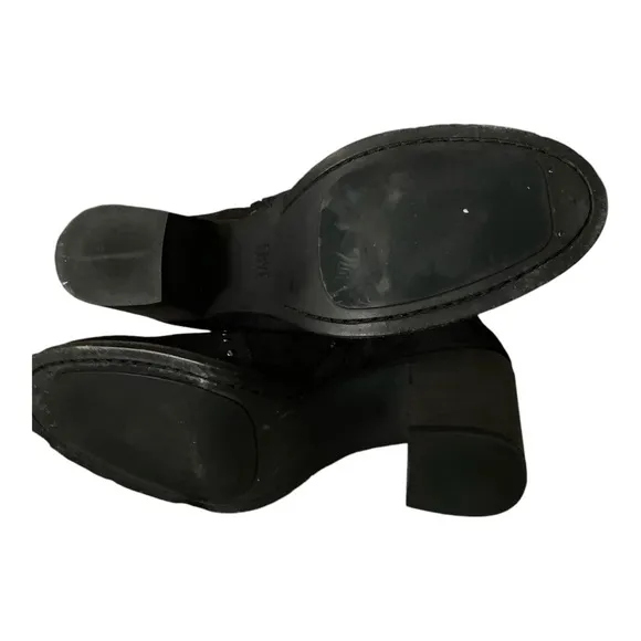 Frye Nora Studded Suede Ankle Boots size 7 Black