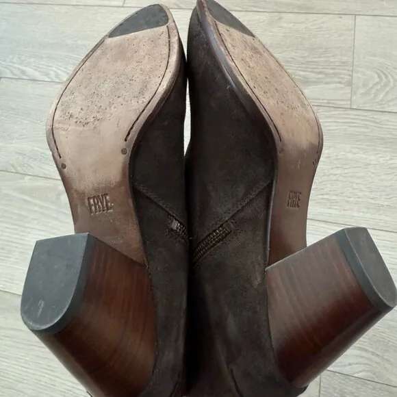 FRYE Renee Seam Brown Suede Ankle Western Boots