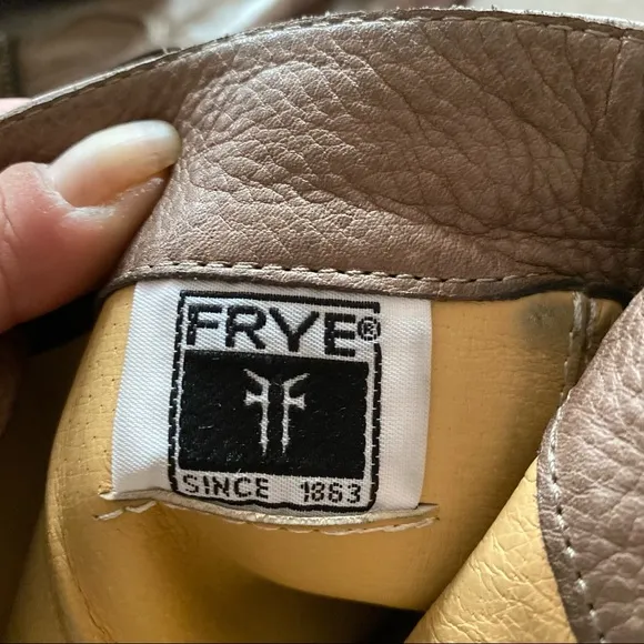 Frye Riding Coastal Cowgirl Minimalist Outdoor Hippie Western Boho Prepp…