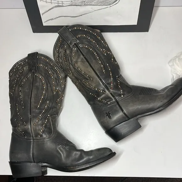 Frye Shelby Studded Western Boots Women’s Size 8.5