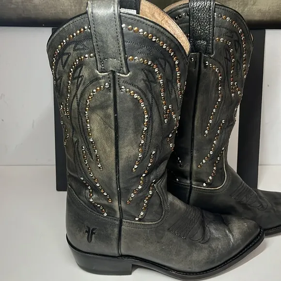Frye Shelby Studded Western Boots Women’s Size 8.5