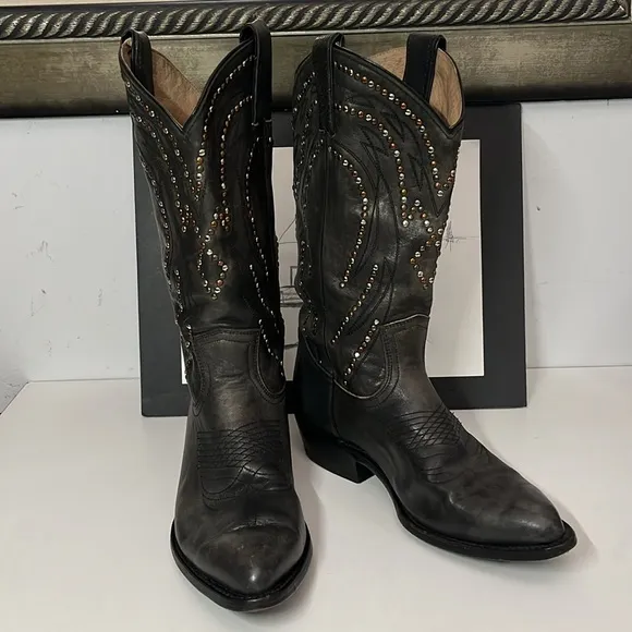 Frye Shelby Studded Western Boots Women’s Size 8.5