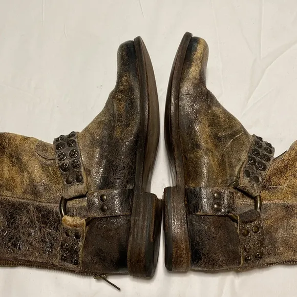 Frye Sz 6 B Brown Distressed Leather Harness Studs knee high riding boots