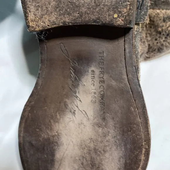 Frye Sz 6 B Brown Distressed Leather Harness Studs knee high riding boots