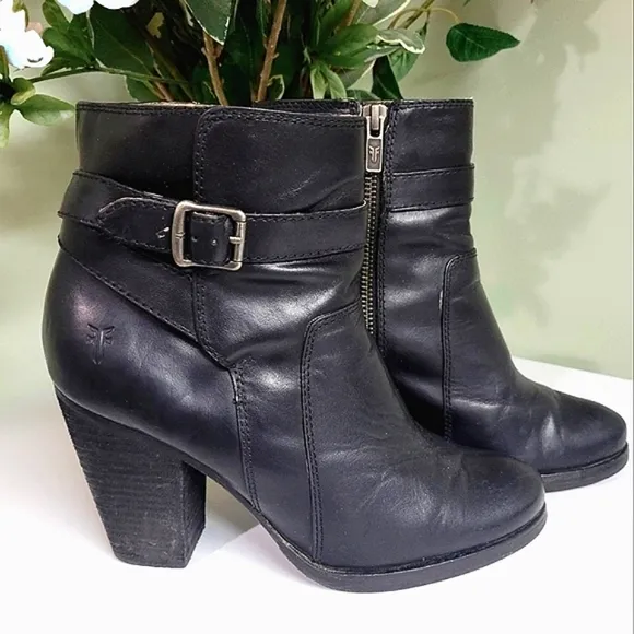 Frye Womens 7.5 M Patty Black Moto Bootie Ankle Boots EUC BLOCK HEEL.