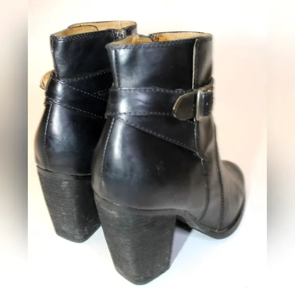 Frye Womens 7.5 M Patty Black Moto Bootie Ankle Boots EUC BLOCK HEEL.