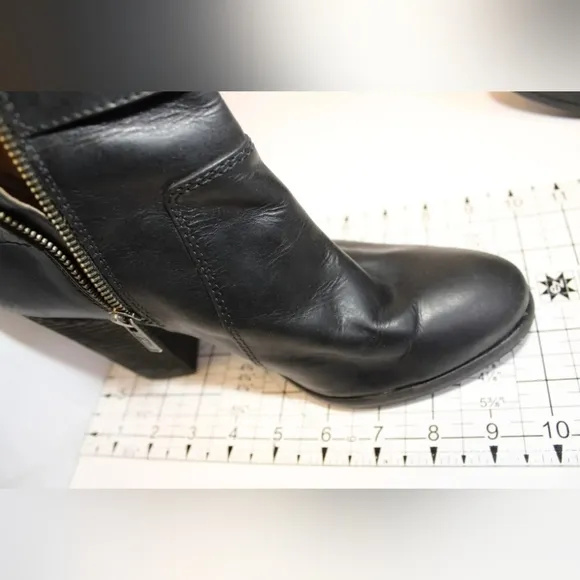 Frye Womens 9.5 M Patty Riding Bootie Black Leather Ankle Boots