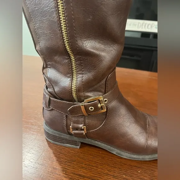 G by GUESS Harson Tall Riding Boots Buckle Detail Brown, size 8 🥾