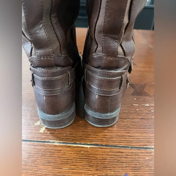G by GUESS Harson Tall Riding Boots Buckle Detail Brown, size 8 🥾