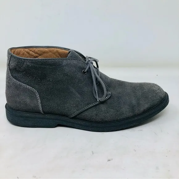 G H Bass Bradley Gray Suede Chukka Boots