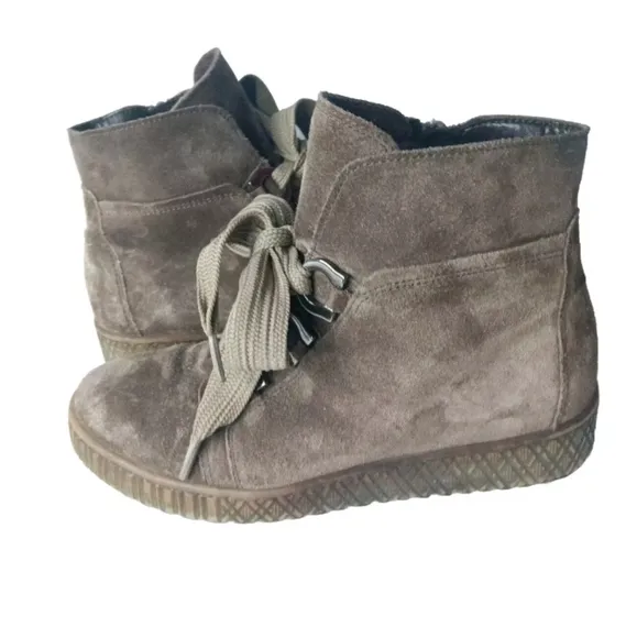 Gabor Elen Suede Lace Up Booties  Women's  Size 6 Brown Boots