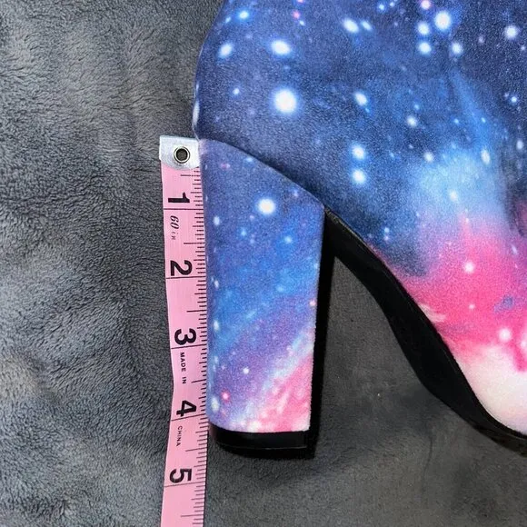 Galaxy Print Pointy Toe Chunky Heeled Ankle Boots Women's Size 7 Heel 4 inches